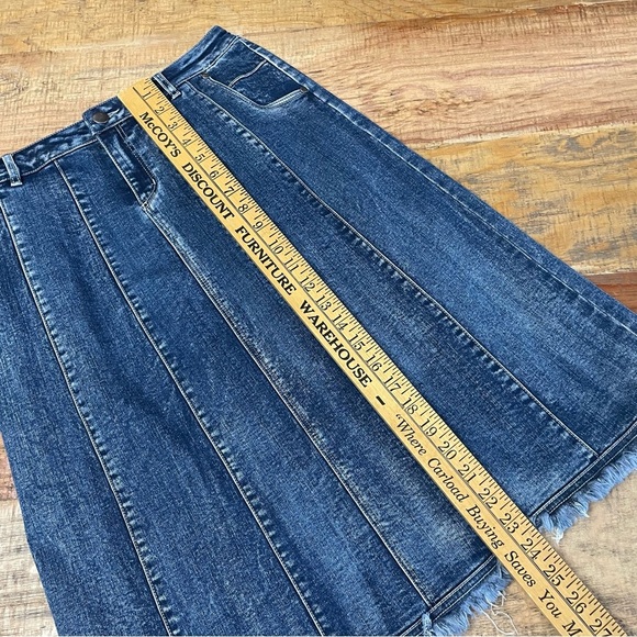 Reba women’s size 4 Skirt denim blue jean raw hem western cowgirl rodeo - Picture 4 of 8